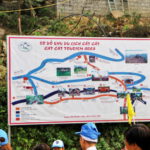 ซาปา เวียดนามเหนือ ตอนที่ 3/4 9 ครูสนิท วิทยากรฝึกอบรม KRU SANIT cat cat village guide map ครูสนิท วิทยากรฝึกอบรม ทัศนคติเชิงบวก KRU SANIT