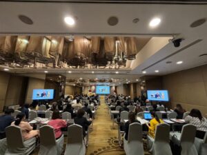 ฉากทัศน์สังคมการทำงานของไทยก่อนปี 2030 16 ครูสนิท วิทยากรฝึกอบรม KRU SANIT kru sanit.com 2030 line album 67 4 ครูสนิท วิทยากรฝึกอบรม ทัศนคติเชิงบวก KRU SANIT