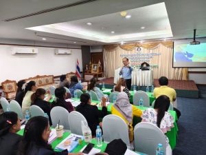 การแนะแนวอาชีพกับทิศทางของตลาดแรงงาน 12 ครูสนิท วิทยากรฝึกอบรม KRU SANIT kru sanit.com 1742212167193 1742212167193 ครูสนิท วิทยากรฝึกอบรม ทัศนคติเชิงบวก KRU SANIT