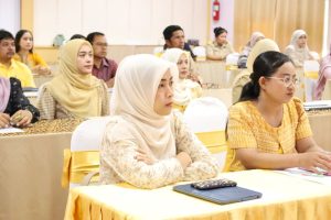 ทิศทางของตลาดแรงงานและการใช้ AI ในการแนะแนวอาชีพ 20 ครูสนิท วิทยากรฝึกอบรม KRU SANIT kru sanit.com ai 5 ครูสนิท วิทยากรฝึกอบรม ทัศนคติเชิงบวก KRU SANIT